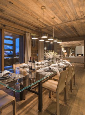 Verbier accommodation - Penthouse Place Blanche I - Lovely dining area views apartment Place blanche 1 Vebrier