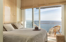 Costa Brava accommodation - Apartment Sea Breeze - Double bedroom with sea views Sea Breeze Costa Brava