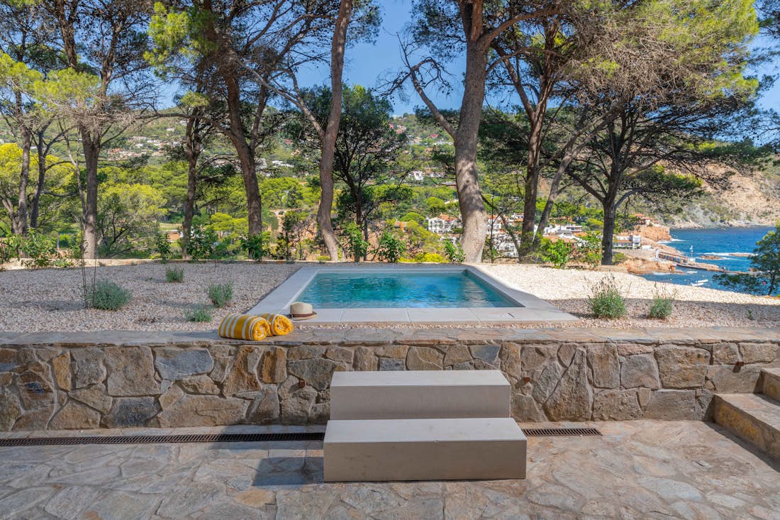 Outdoor hot tub views Private pool Finca J Mallorca