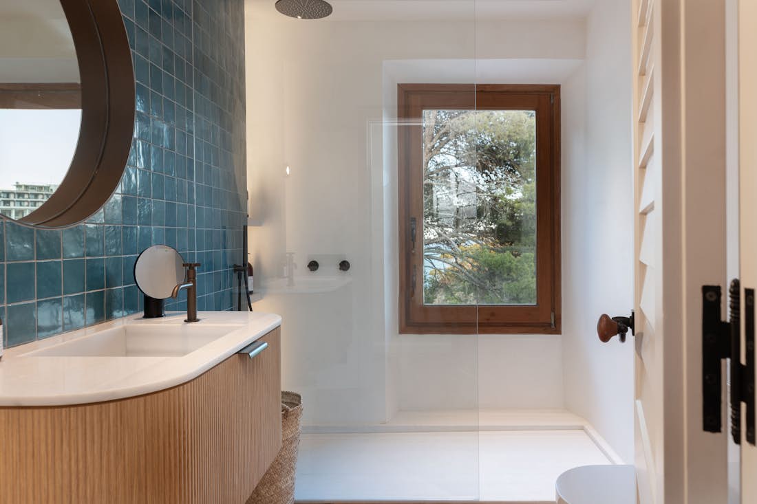 Modern bathroom walk-in shower sea view villa Finca J Costa Brava