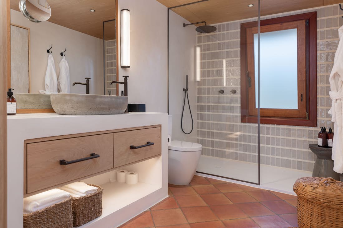 Modern bathroom walk-in shower Private pool villa Finca J Costa Brava