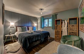 Chamonix accommodation - Chalet Peipus - Ensuite bedroom Chalet Peipus in Chamonix