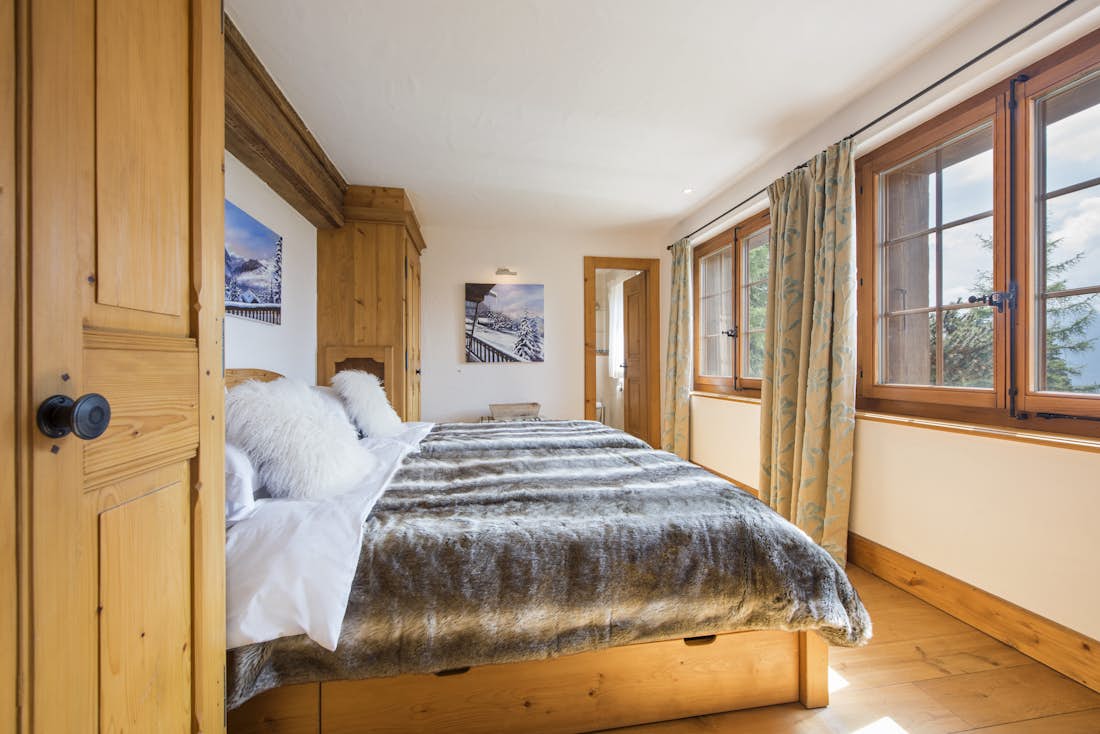 Verbier accommodation - Chalet Milou - Luxury ensuite bedroom  in Chalet Milou in Verbier