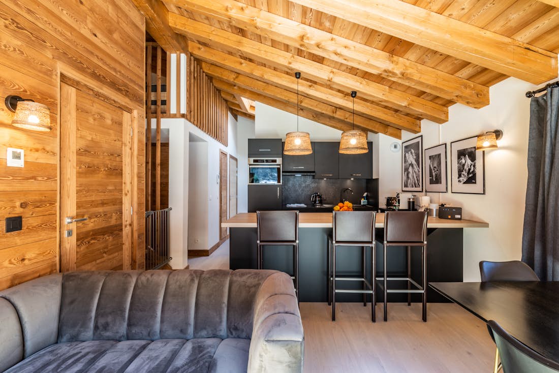 Alpine living room luxury family apartment Sapelli Chamonix