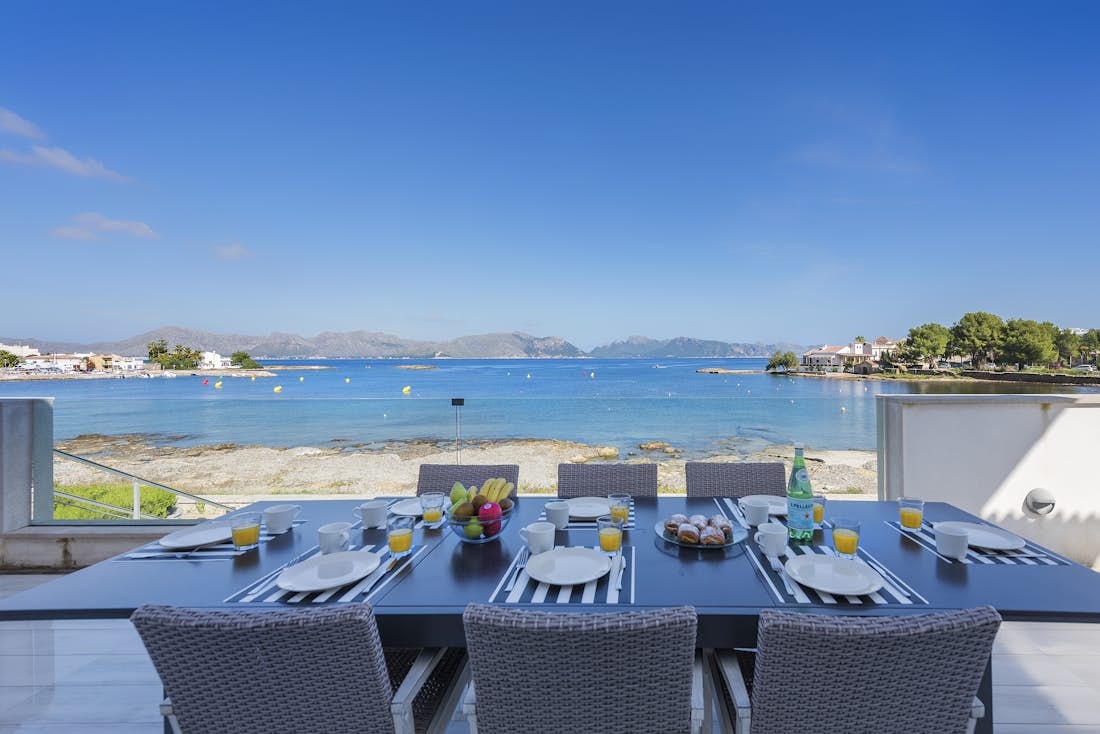 Mallorca accommodation - Villa Can Verd - Beautiful sea line villa in Mallorca