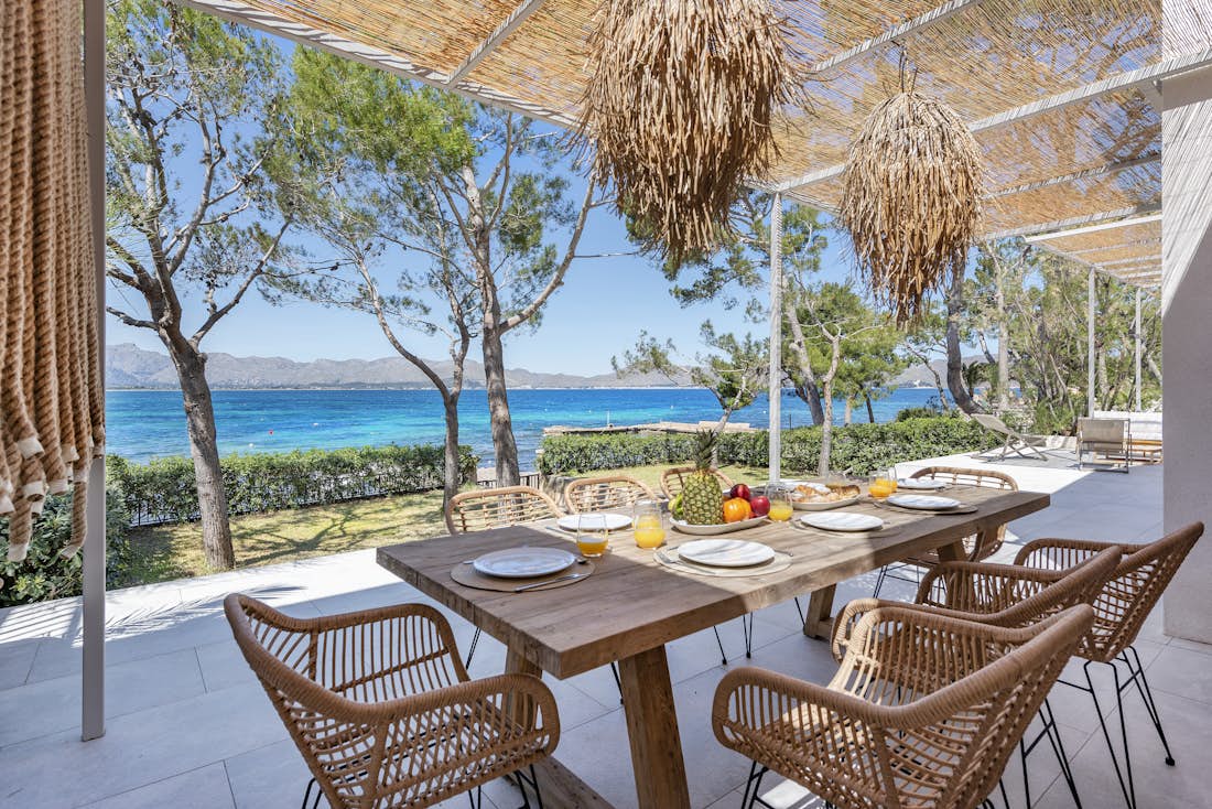 Large terrace sea view villa Barcares Mallorca
