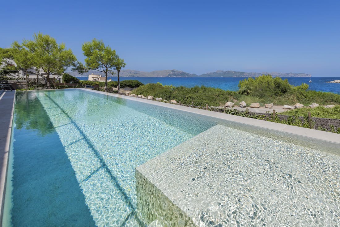 Mallorca accommodation - Villa Seablue - Large terrace with sea views in mediterranean view villa Seablue in Mallorca