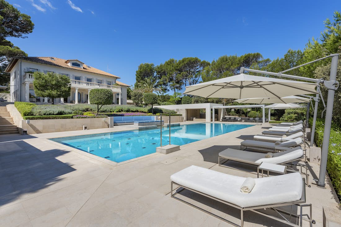 opulent private swimming pool ocean view sea view villa Lion Mallorca
