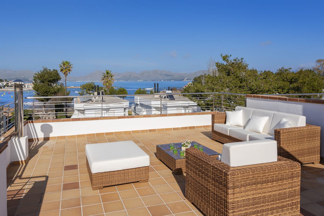 Mallorca alojamiento - Villa Marisol - Large terrace in sea view villa Marisol in Mallorca