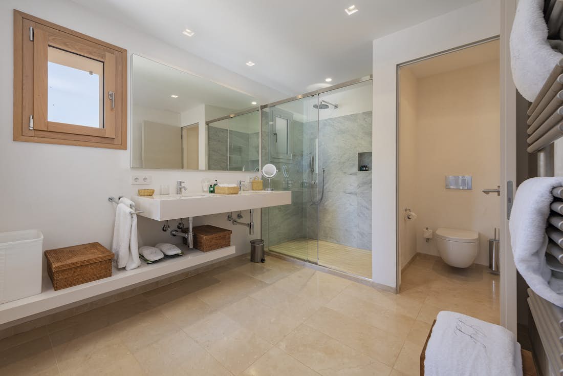 Majorque location - Villa Lion - Salle de bain moderne avec commodités dans villa Lion de luxe vue mer à Mallorca