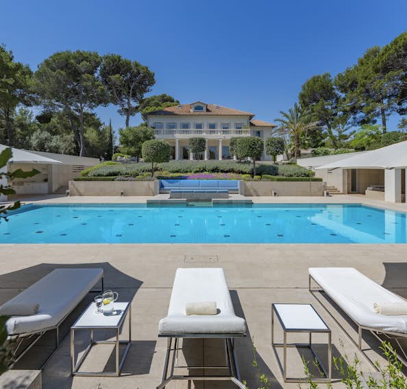 Mallorca accommodation - Villa Lion - opulent private swimming pool ocean view sea view villa Lion Mallorca