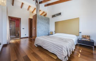 Mallorca accommodation - Villa Oliva  - Luxury double ensuite bedroom sea view family villa Villa Oliva Mallorca
