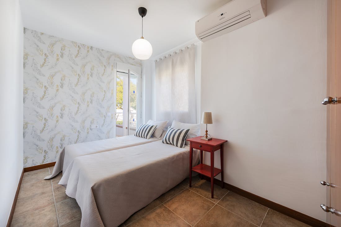 Mallorca accommodation - Villa Maricel - Cosy double bedroom at family villa Maricel in Mallorca