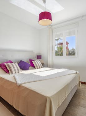 Chambre double confortable villa Marisol de luxe avec piscine privée  Mallorca