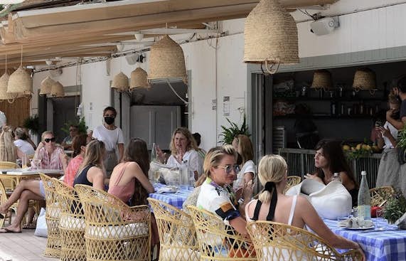 Restaurant Patiki Beach in Sóller in Mallorca