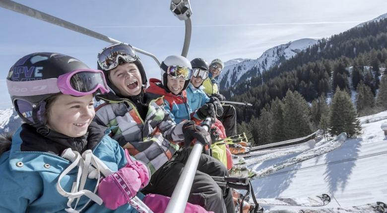 Ski Les Carroz children Emerald Stay