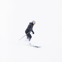 Guided freeride skiing